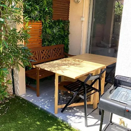 Apartment Avec Jardin, Piscine, Plage, Tennis *